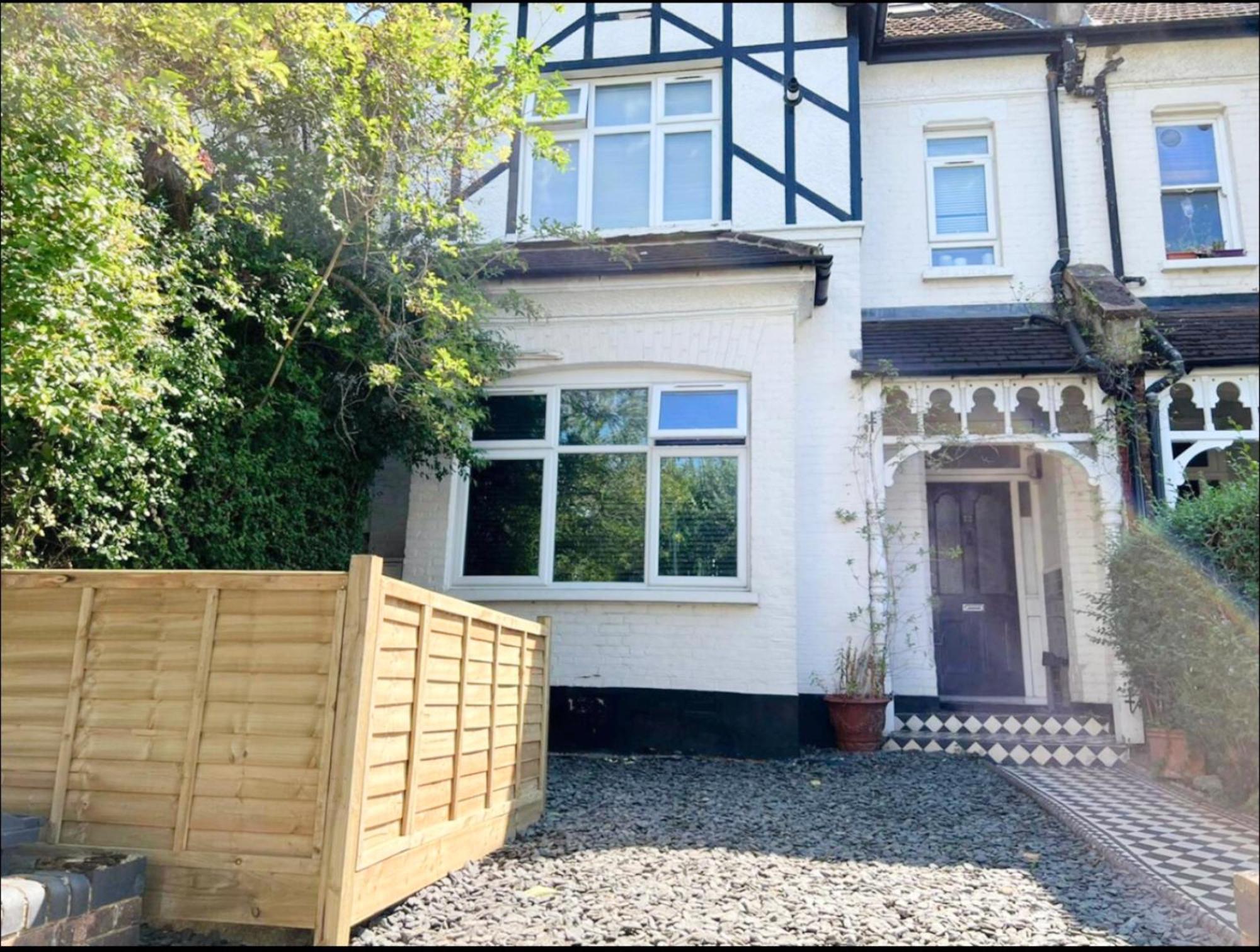 Superb In Willesden Green, 10mins To Londra