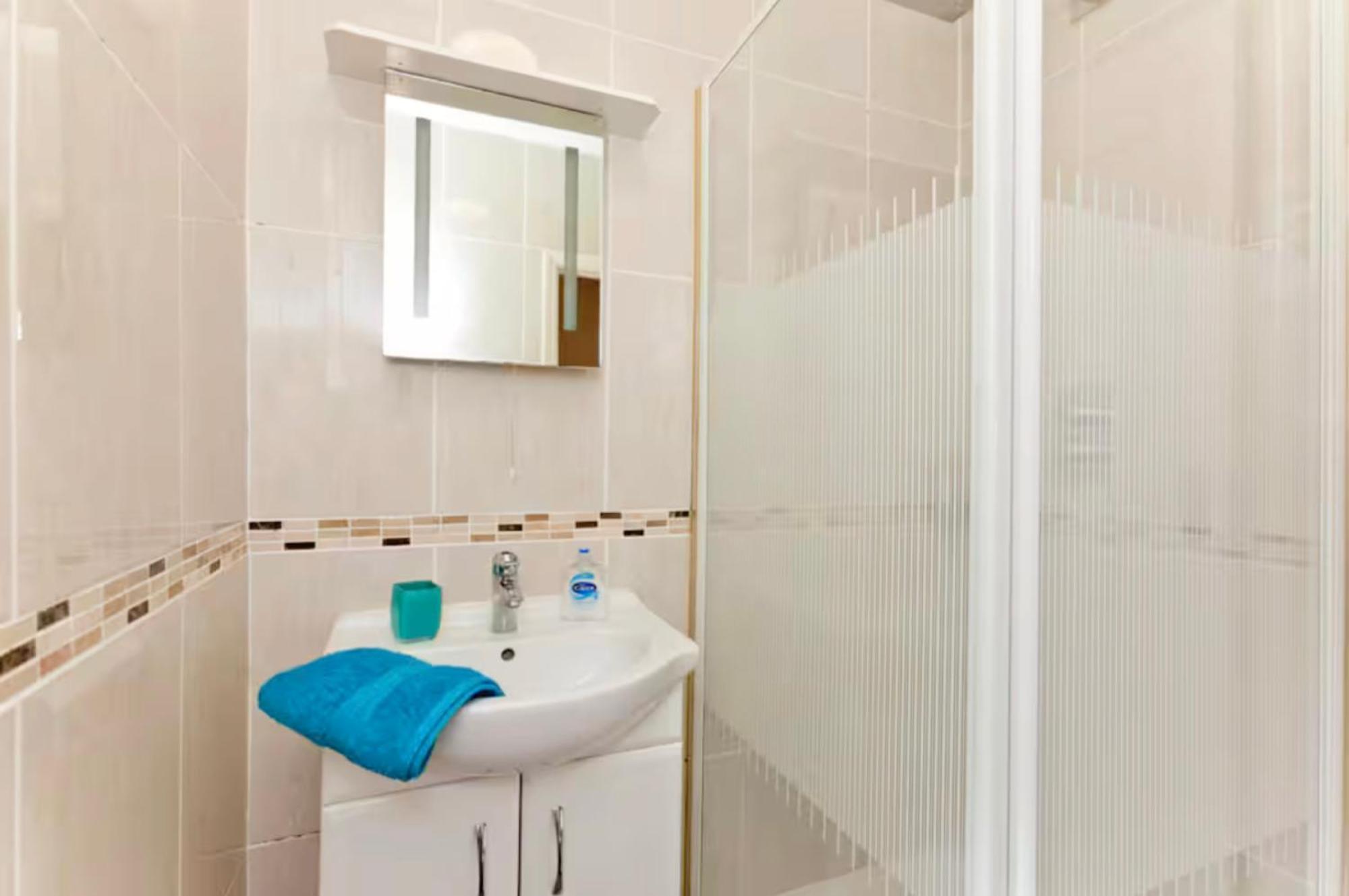 Appartamento Superb In Willesden Green, 10mins To *