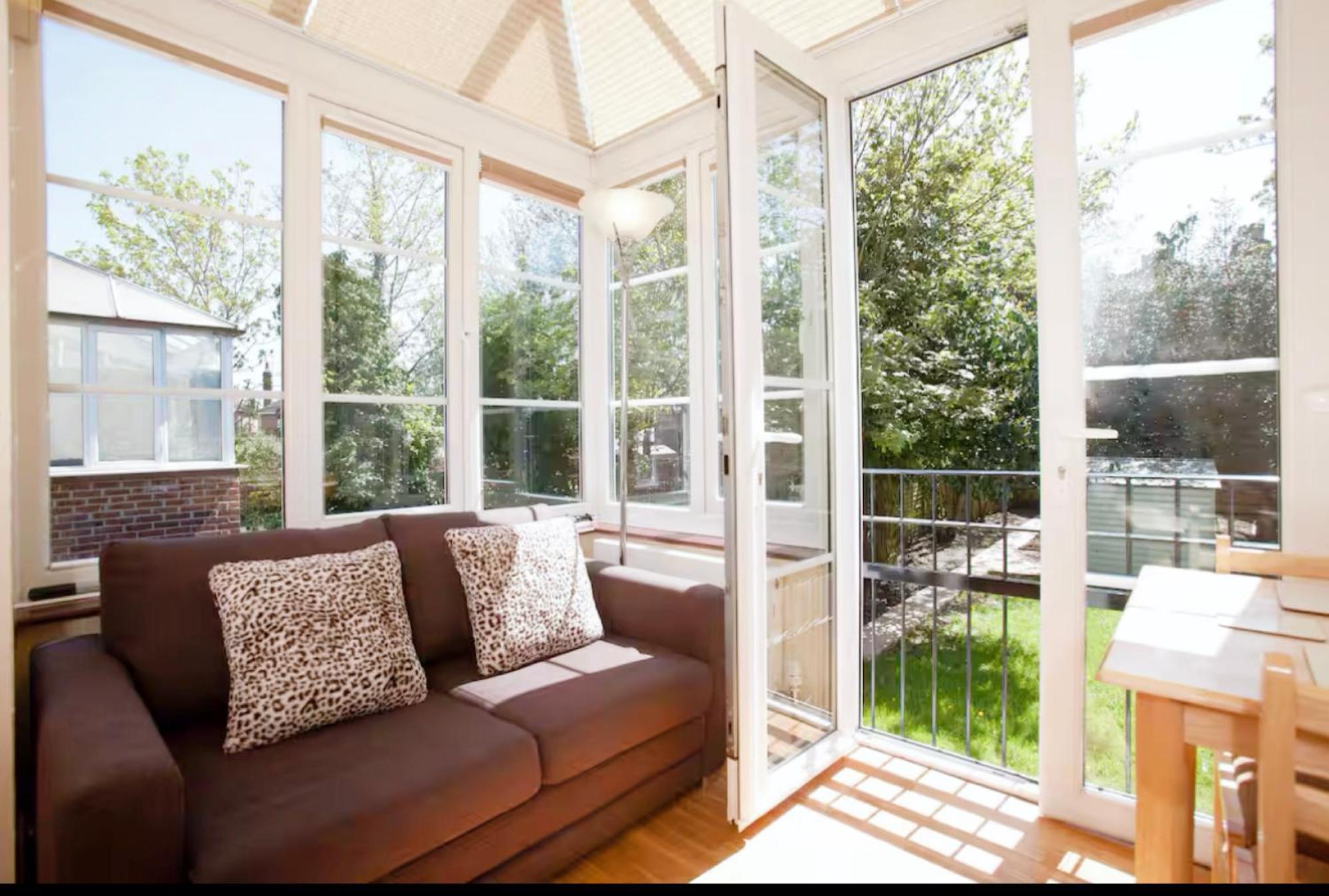 Superb In Willesden Green, 10mins To Appartamento Londra